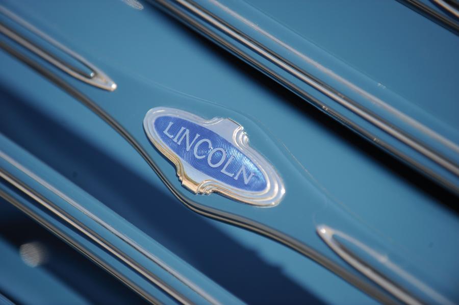 Логотип Lincoln Model KB Sport Phaeton 1933 года  (фото 4 из 12)